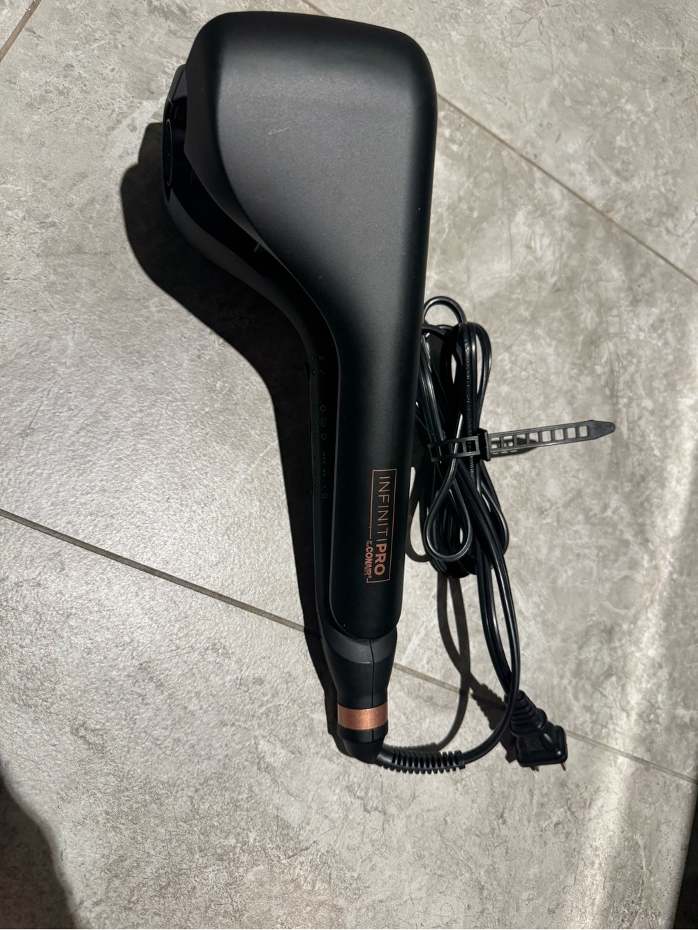 Black Hair Styling Tool - Smooth Finish